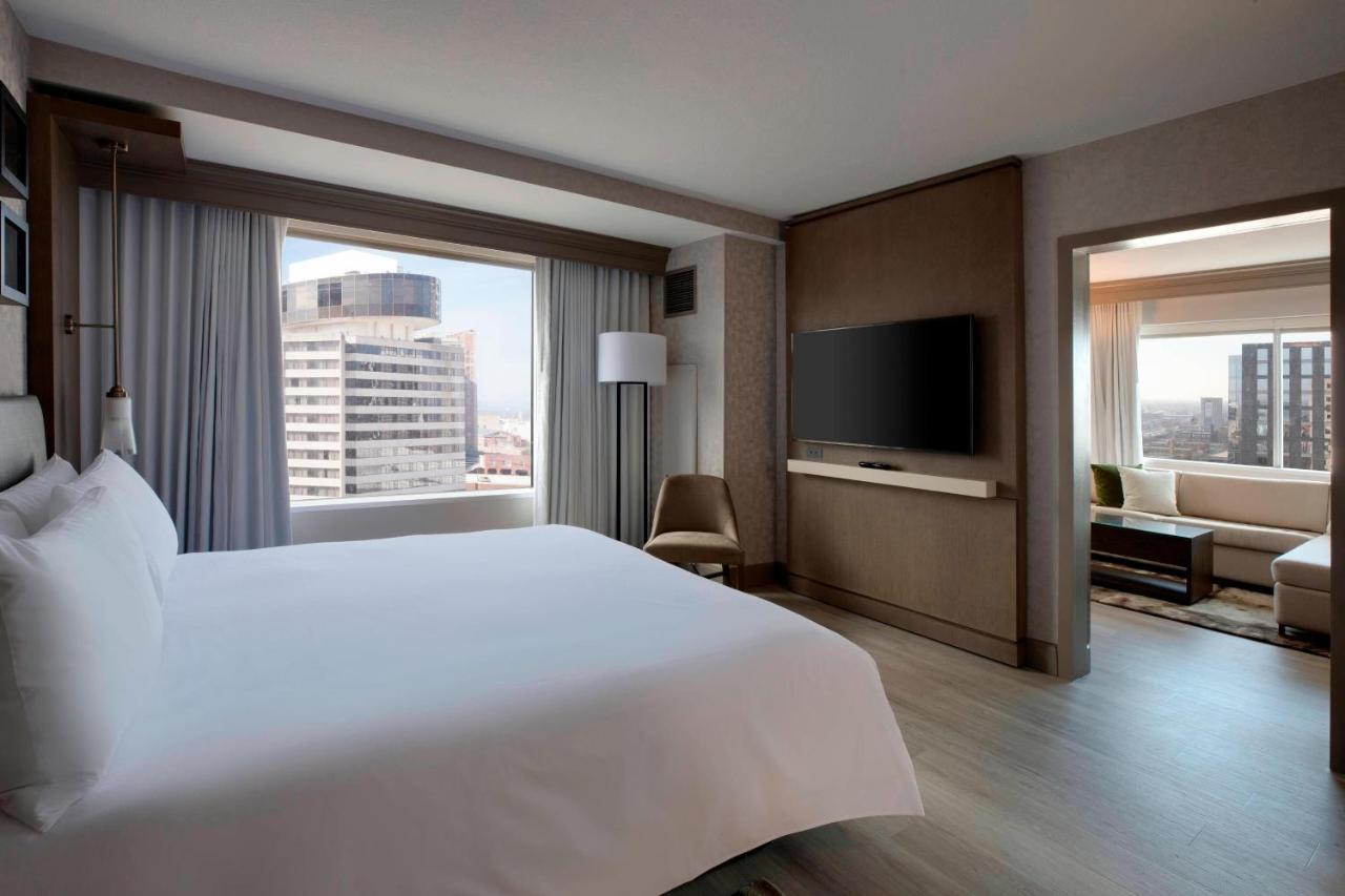 Louisville Marriott Downtown Exterior foto